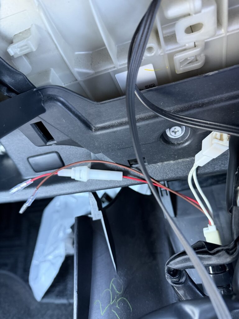 配線,コネクター,DIY,カーナビ,電装,内装,ハーネス,ケーブル,取り付け,車内