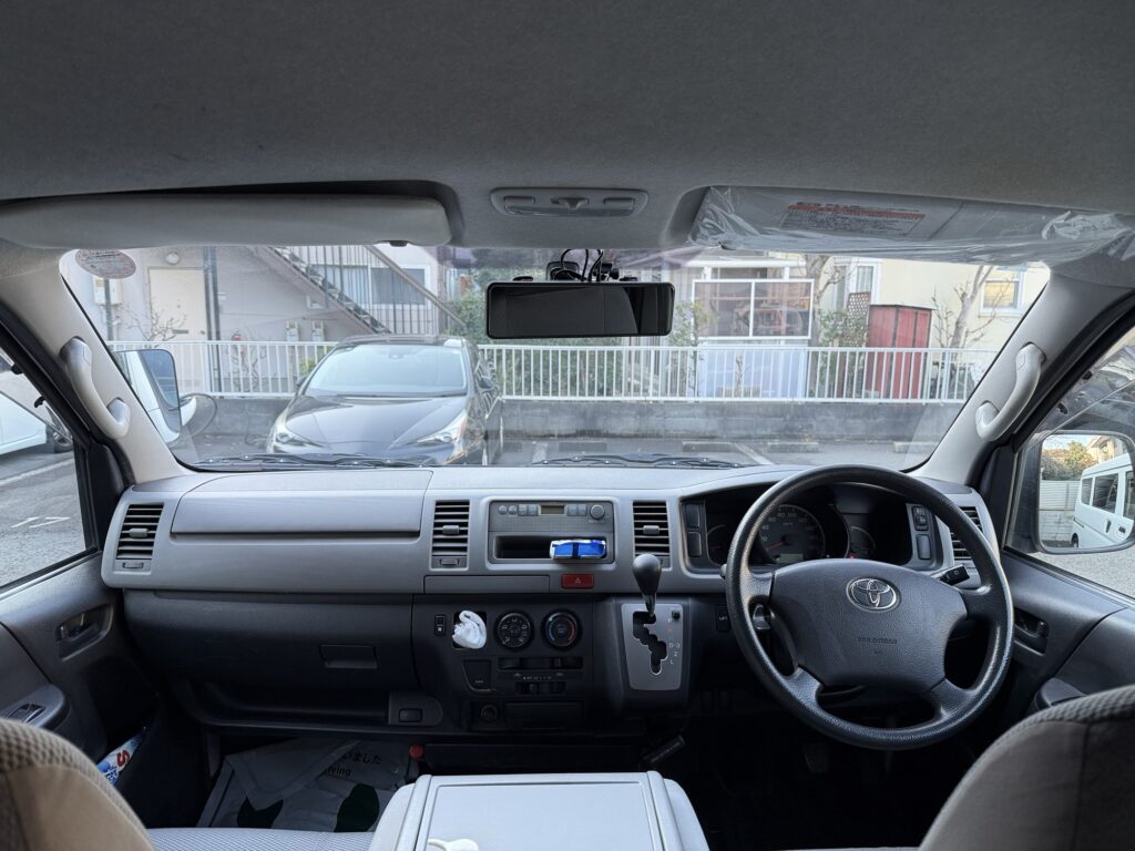 ハイエース,運転席,インテリア,ダッシュボード,Toyota,ステアリング,室内,バン,前席,コックピット