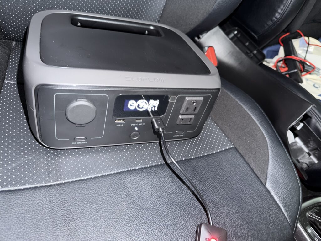 SA203をOBD2コネクタに接続